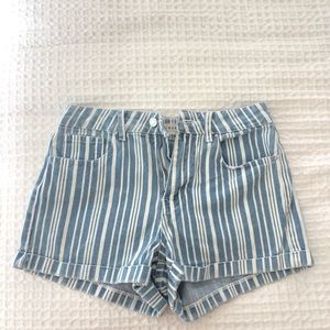 High waisted mom jean